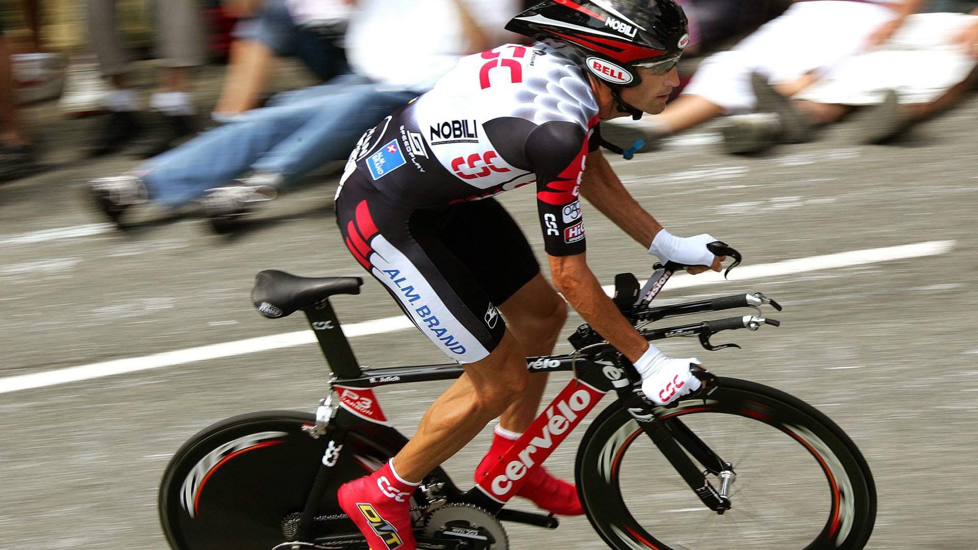 KY Sports-魔术体育表演，趣味运动点亮观众的笑脸，表演魔术大全